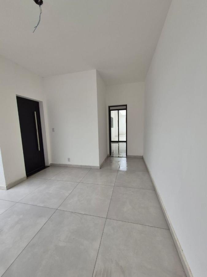 Casa, 3 quartos, 122 m² - Foto 2