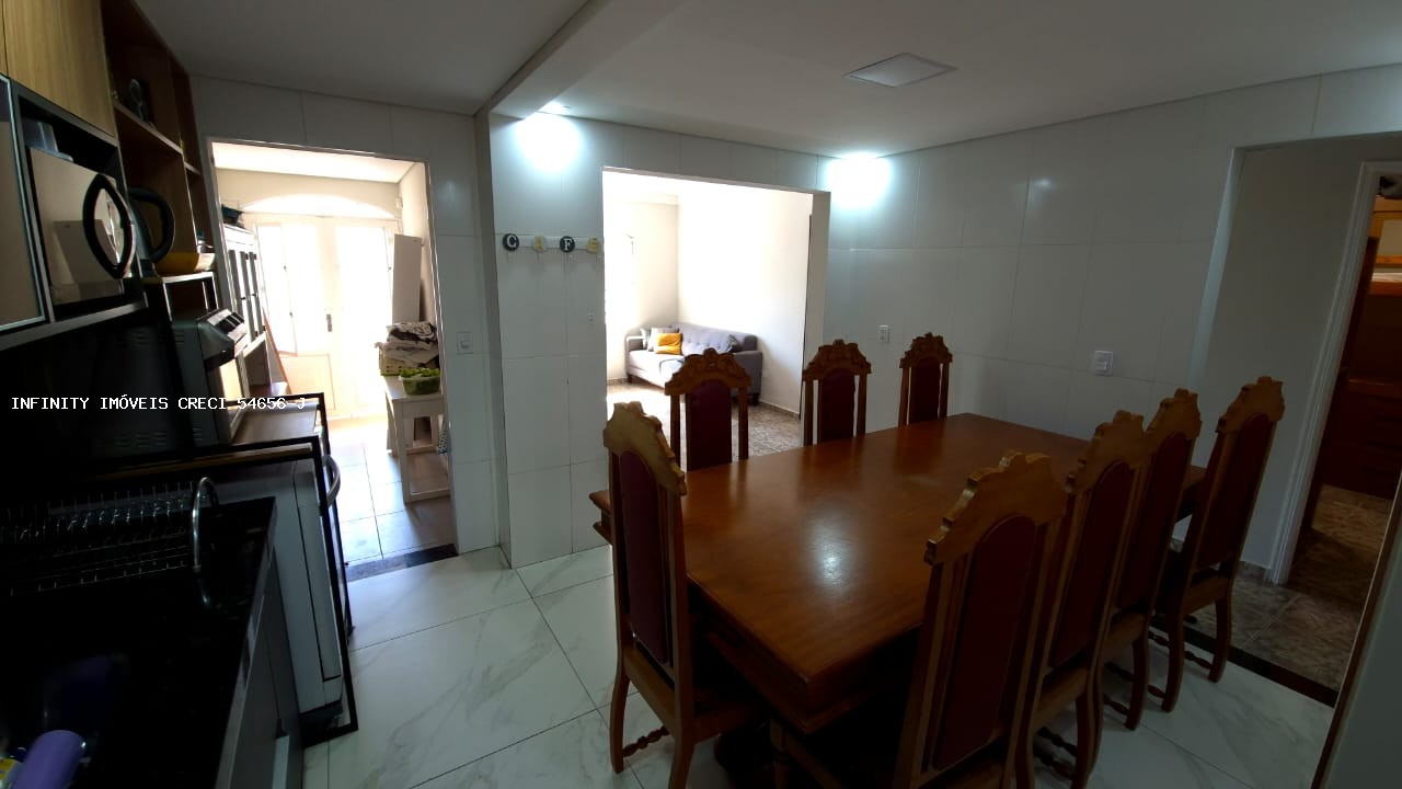 Casa, 4 quartos, 142 m² - Foto 3