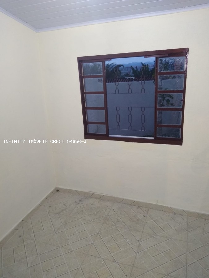 Casa, 2 quartos, 80 m² - Foto 4