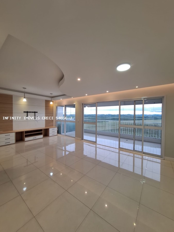 Apartamento, 3 quartos, 142 m² - Foto 3