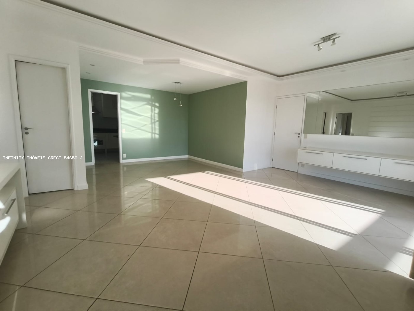 Apartamento, 3 quartos, 154 m² - Foto 1