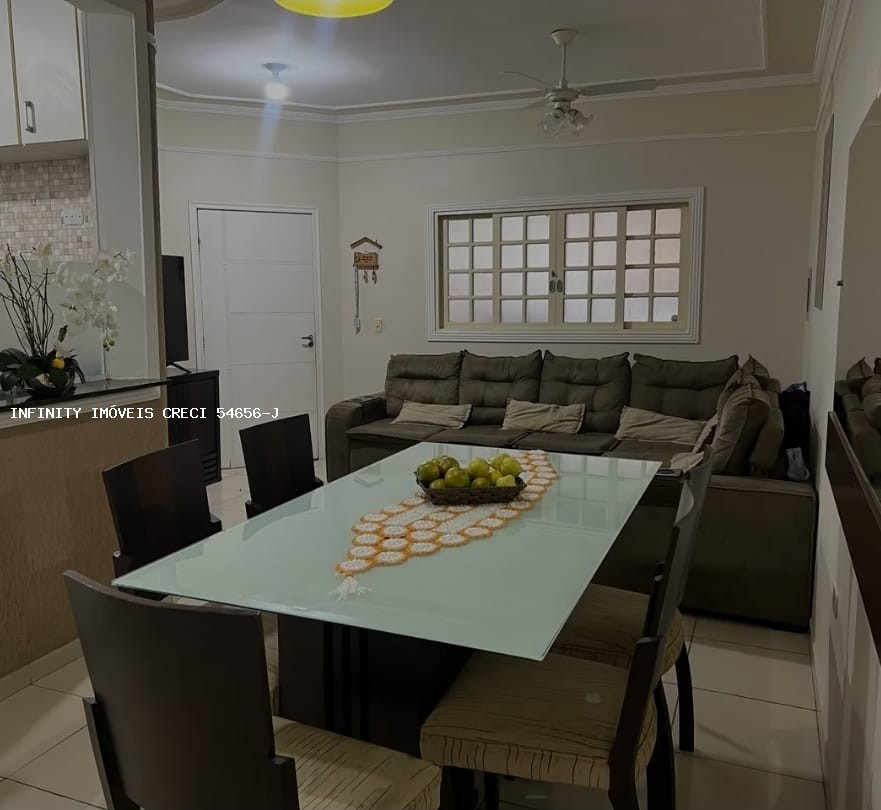 Casa, 3 quartos, 128 m² - Foto 3