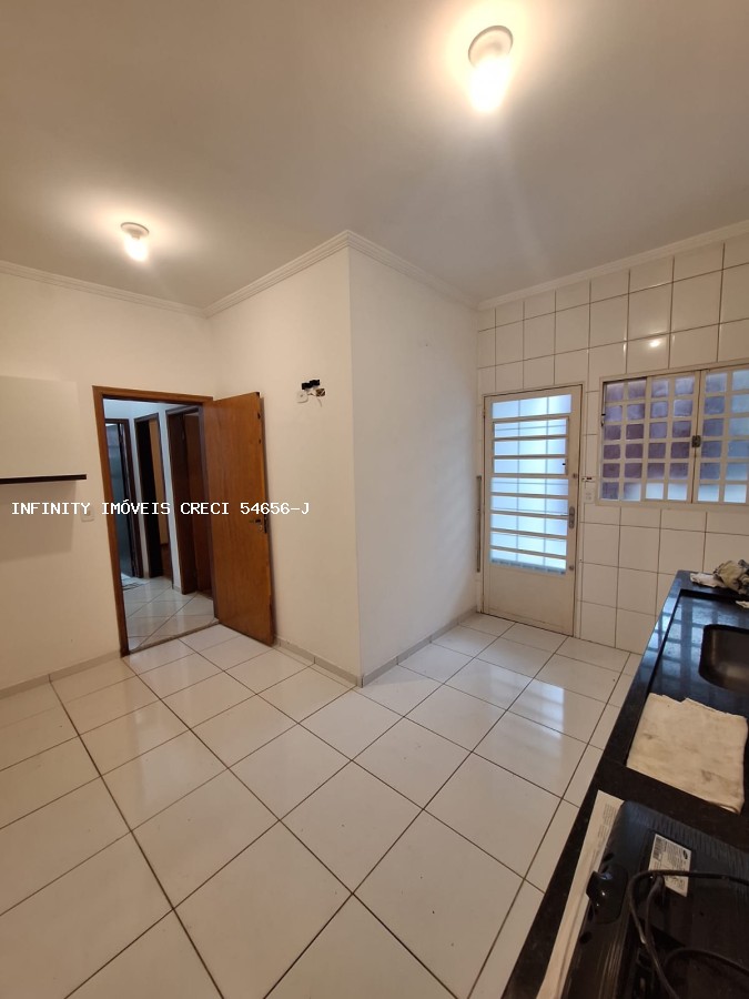 Casa, 4 quartos, 180 m² - Foto 24