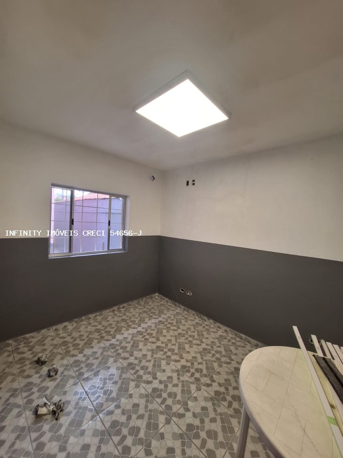 Casa, 4 quartos, 180 m² - Foto 33
