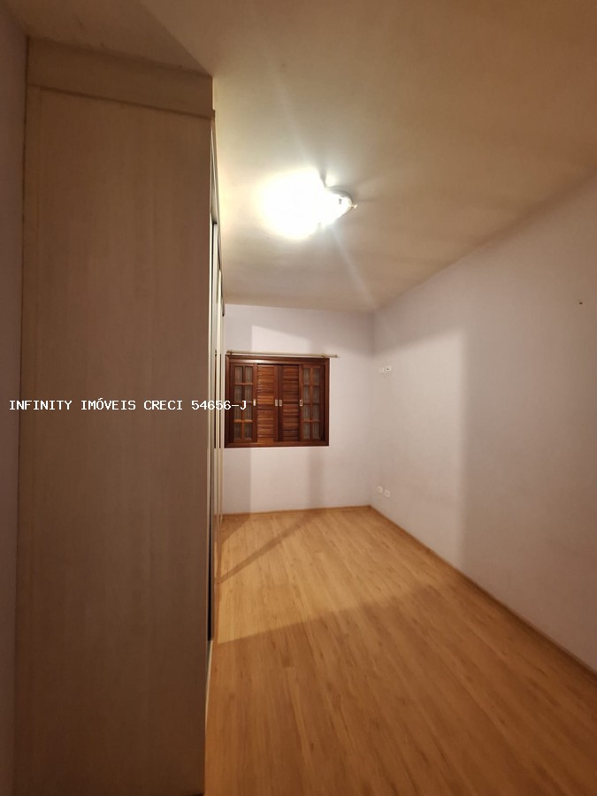 Casa, 4 quartos, 180 m² - Foto 13